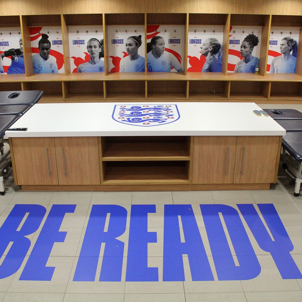 England 2